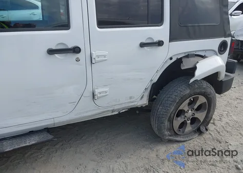 2017 Jeep Wrangler Unlimited Sahara 4X4 z USA, uszkodzony, nr VIN 1C4BJWEG1HL699292